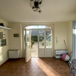 Property with 7 apartments fpr sale near Cortona (59)-1200