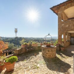 Stone farmhouse property for sale near Trequanda Tuscany (7)