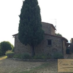 Stone house for sale near Cortona Tuscany (7)-1200