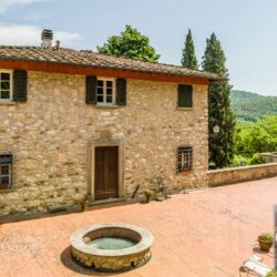 Stone house for sale near Lucca Tuscany (13)