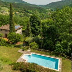 Stone house for sale near Lucca Tuscany (16)