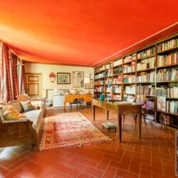 Stone house for sale near Lucca Tuscany (20)