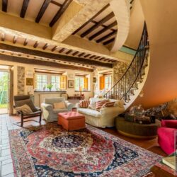 Stone house for sale near Lucca Tuscany (24)