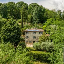 Stone house for sale near Lucca Tuscany (7)
