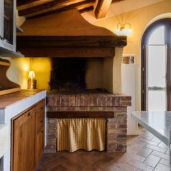 Stone house for sale near San Gimignano (20)