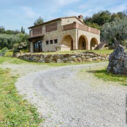 Stone house for sale near San Gimignano (3)