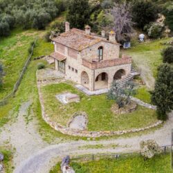 Stone house for sale near San Gimignano (42)