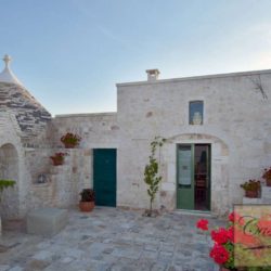 Trulli Complex with Pool + Garden 7