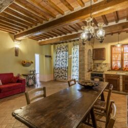 Tuscan Farmhouse for sale near Chianciano Terme with Pool (5)