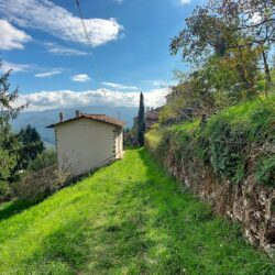 Tuscan Village House with Garden for sale (22)-1200