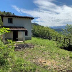 V1696 house to complete in hillside position Bagni di Lucca (5)-1200