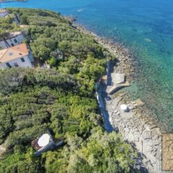 Tuscan Villa with Private Sea Access 6