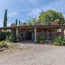 V4151 Large farmhouse for sale near Siena (66)-1200