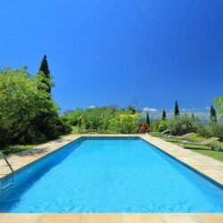 V4595C Villa with Lake View, Pool and Olives (32)