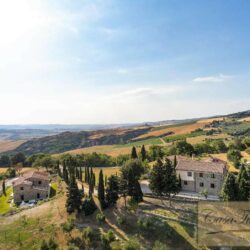 Vast Property with 2 Country Houses and Riding School 4