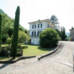 Villa for sale in Bagni di Lucca Tuscany (1)
