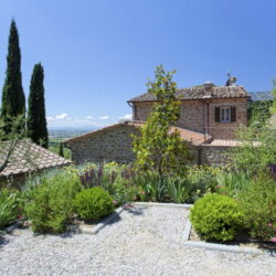 Villa with Pool for sale near Cortona (1)