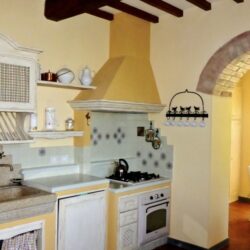 Villa with Pool for sale with view of San Gimignano Tuscany (11)