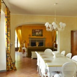 Villa with Pool for sale with view of San Gimignano Tuscany (19)