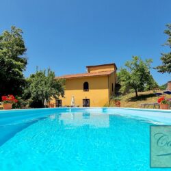 Villa with pool for sale in Piazza al Serchio, Tuscany (7)-1200