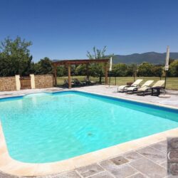 9 bedroom villa with pool for sale near Castiglion Fiorentino and Cortona in Tuscany (31)