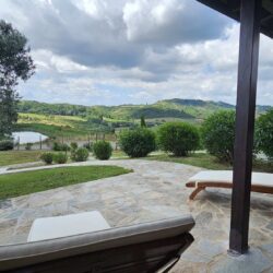Apartment with pool for sale near Castelfalfi golf course Tuscany (1)