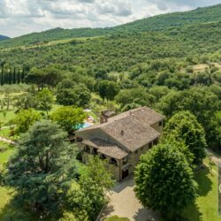 House with Pool and Loggia for sale near Cortona (24)