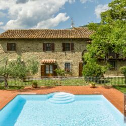 House with Pool and Loggia for sale near Cortona (30)