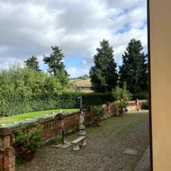 Large Historic Villa for sale near Lucignano Tuscany (41)