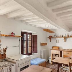 Large estate for sale in Chianti Tuscany (16)