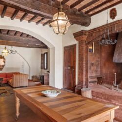 Large estate for sale in Chianti Tuscany (18)