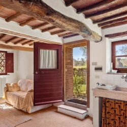 Large estate for sale in Chianti Tuscany (21)