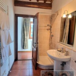Tuscan stone house with pool, land and views for sale near Pescia (26)