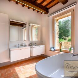 Villa with Pool and Olives for sale near Castel del Piano Tusca (7)-1200