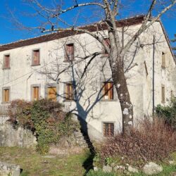 Village Villa to Restore near Bagni di Lucca, Tuscany (2)-1200