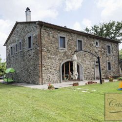 Villa with Pool and Agriturismo Image