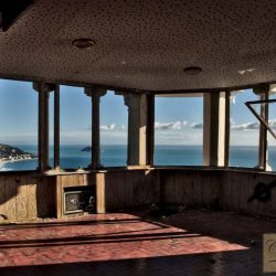 Liguria Coast Castle for Sale image 3