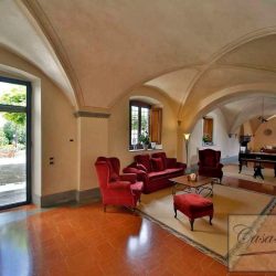 Villa and Estate in Chianit for Sale (24)-1200