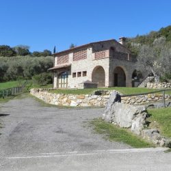 Detached House on a Tuscan Borgo image 16