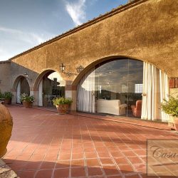 Luxury Tuscan Villa for Sale image 7
