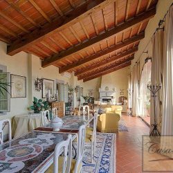 Luxury Tuscan Villa for Sale image 19