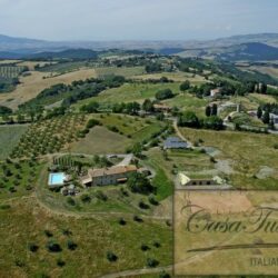 11 Bedroom Property with 15 Hectares inc. Vineyard and Olives 20