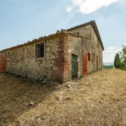 Large Farmhouse + Annexes to Restore near Lajatico 7