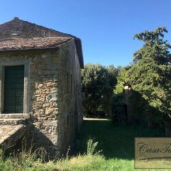 Spacious Cortona Farmhouse + Annexes To Restore 13