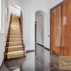Prestigious Penthouse Apartment in Rome 27