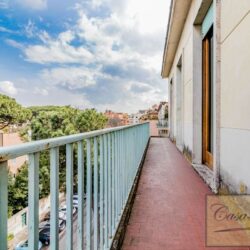 Prestigious Penthouse Apartment in Rome 4