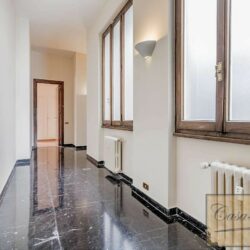 Prestigious Penthouse Apartment in Rome 10