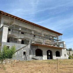 Villa for sale to complete on Lake Trasimeno Umbria (1)-1200