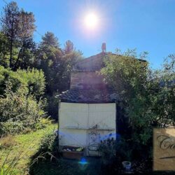 House for sale near Pescia (28)-1200