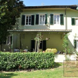 Traditional Property with Residential Annex near Lucca 9